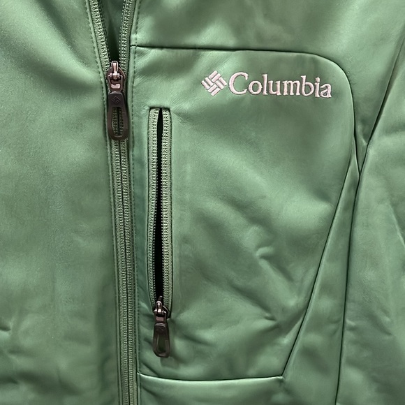 Green Columbia Breathable Waterproof Jacket - S - Picture 4 of 8